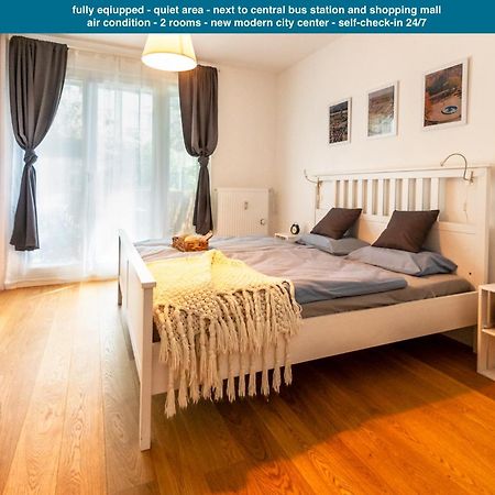 Quiet Apartment In New City Center, Nivy 布拉迪斯拉发 外观 照片